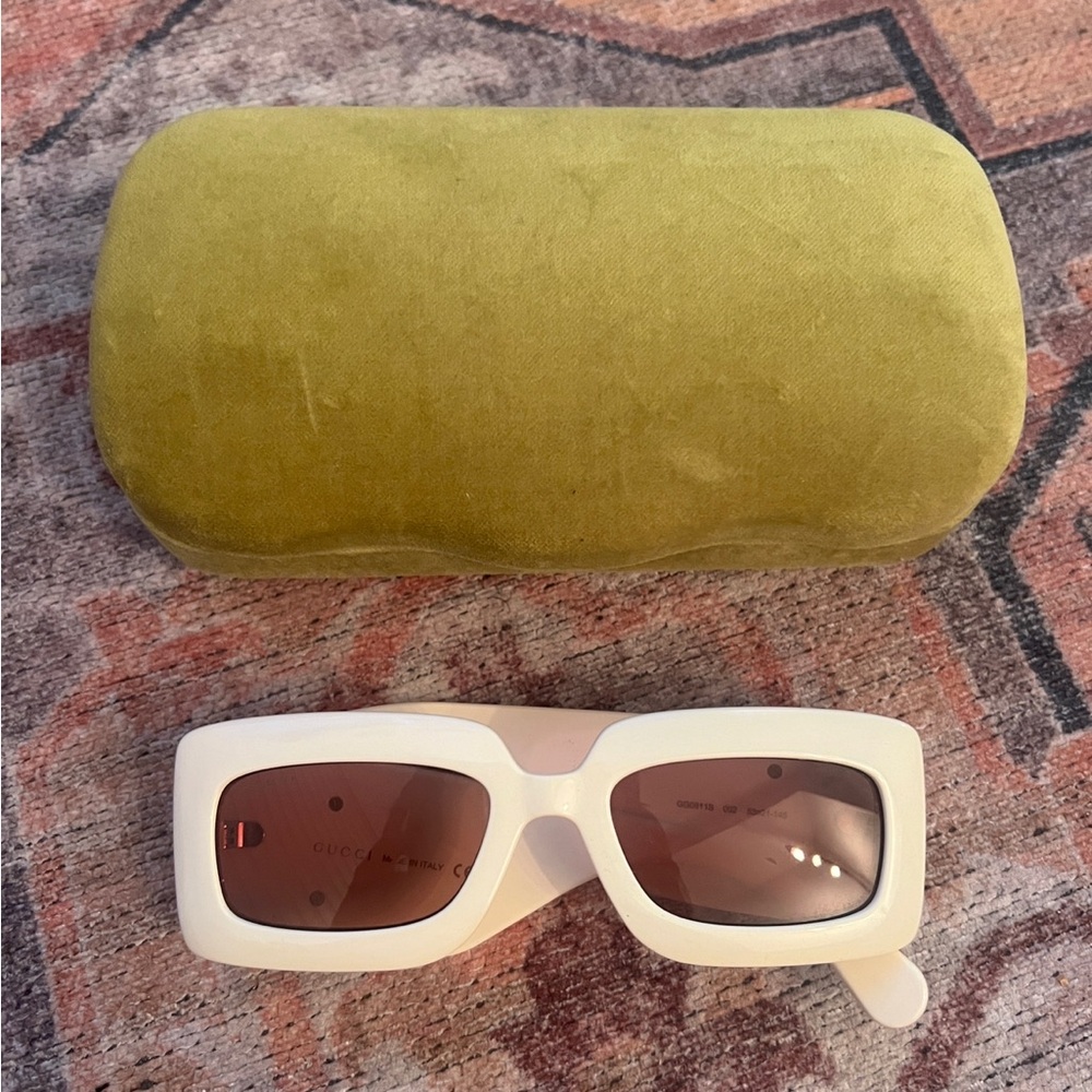 Gucci rectangle frame sunglasses - Picture 3 of 3